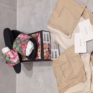Gucci GG Blooms Supreme Slide Sandals Floral Flowers Monogram 37